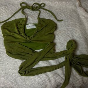 Green cross body cropped tank
